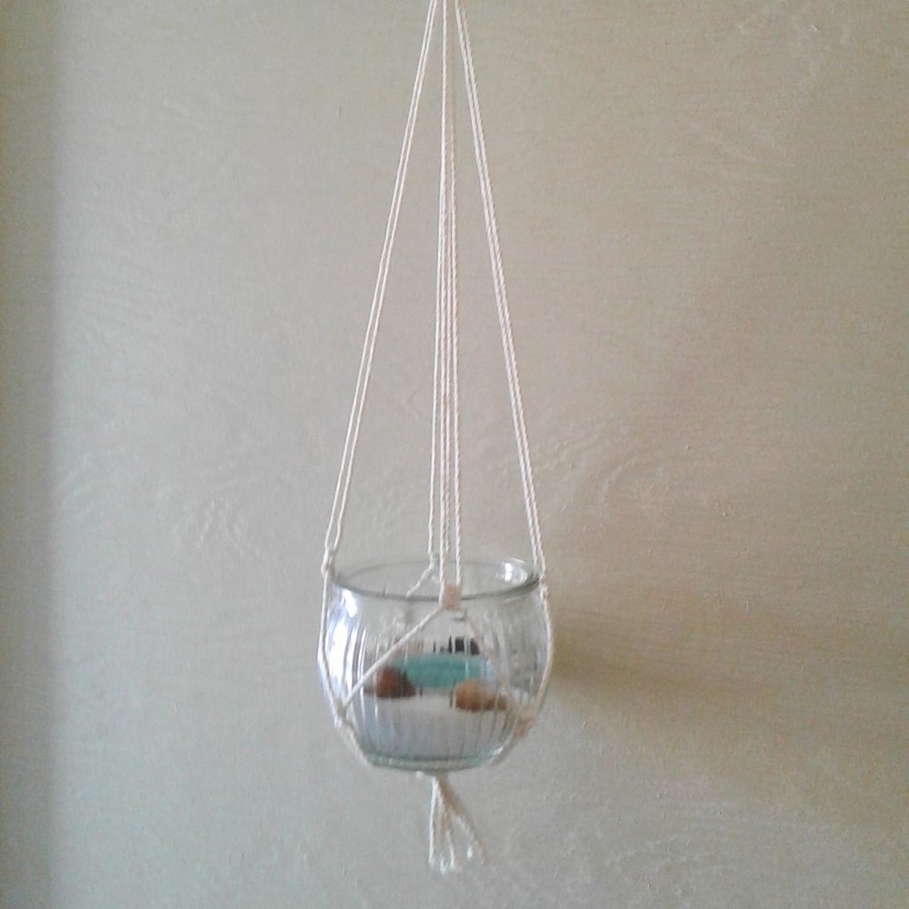 4/$28 Adorable cotton plant/candle holder - Picture 1 of 8